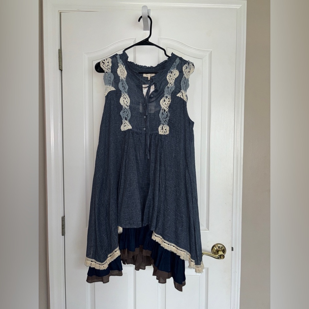 Ryu Charcoal Dress with Cream Lace